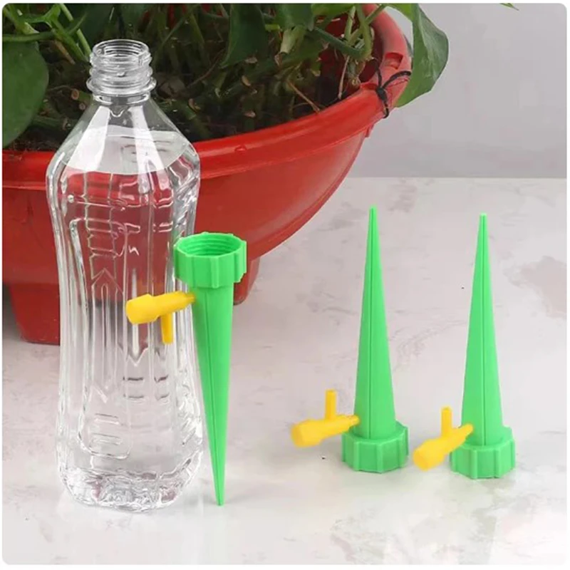 Pointes d'arrosage automatique - Automatic Plant Watering Spikes Drip Kit avis et prix