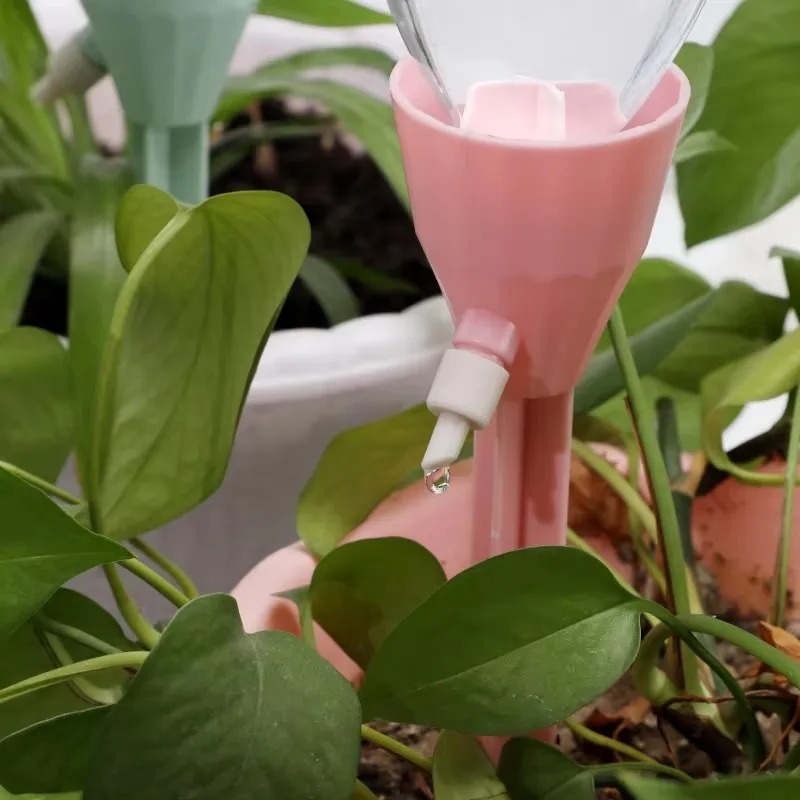 Système d'irrigation goutte-à- - Automatic Plant Watering Spikes Drip Kit avis et prix